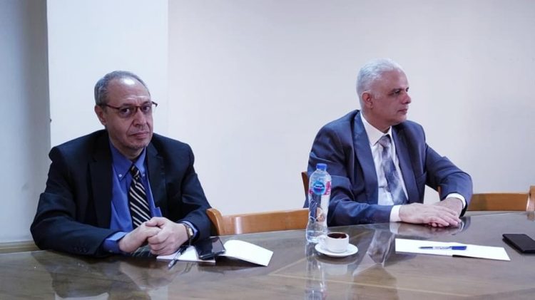 نيافة أنبا إرميا وأ. د. محمد أبو زيد الأمير يجتمعان ببعض أعضاء لجنة التعليم بـ”بيت العائلة المصرية”