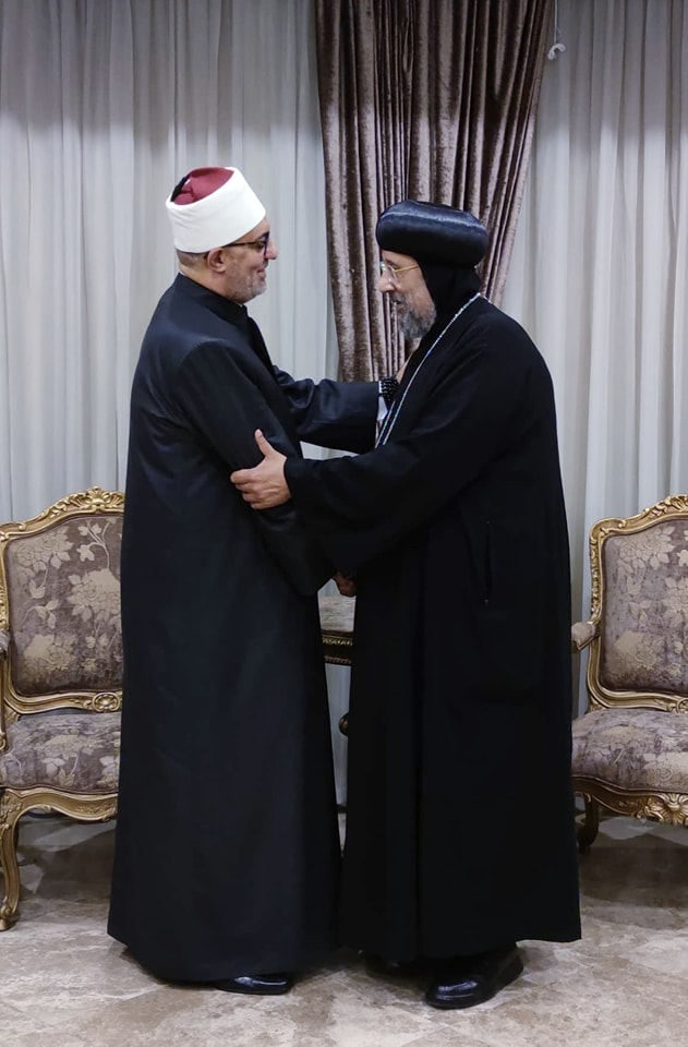 الأنبا إرميا يستقبل مفتي الجمهورية في المركز الثقافي القبطي الأرثوذكسي