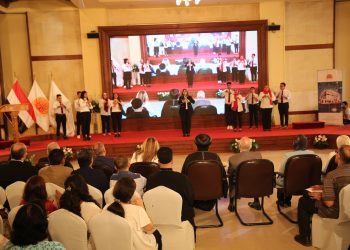 الصحف والمواقع الإخبارية تبرز احتفالية توزيع شهادات دورات لغة الإشارة المصرية بالتعاون بين المركز وجامعة عين شمس