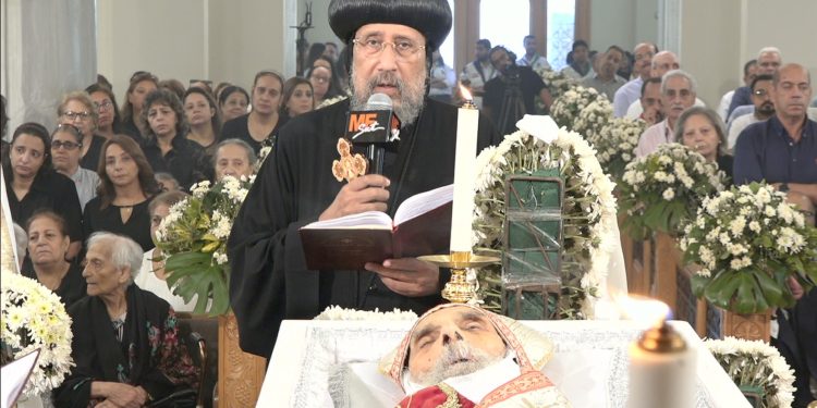 صلوات تجنيز شيخ كهنة قطاع حدائق القبة بحضور نيافة أنبا إرميا ولفيف من الآباء الأساقفة والكهنة