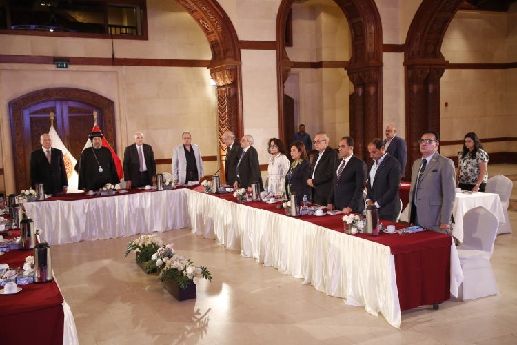 (العربية) صالون المركز يناقش..  “المنظومة الصحية في مصر: الواقع والمأمول”