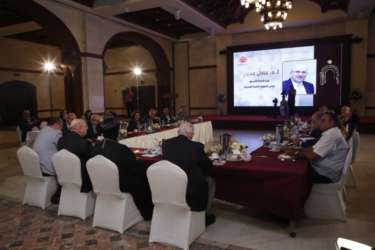 (العربية) صالون المركز يناقش..  “المنظومة الصحية في مصر: الواقع والمأمول”