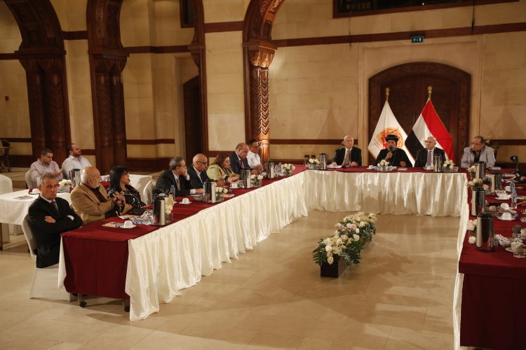 (العربية) صالون المركز يناقش..  “المنظومة الصحية في مصر: الواقع والمأمول”