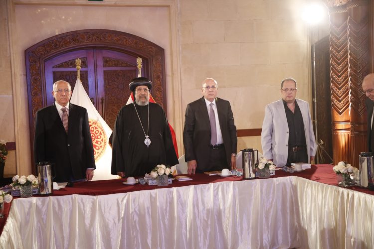 (العربية) صالون المركز يناقش..  “المنظومة الصحية في مصر: الواقع والمأمول”