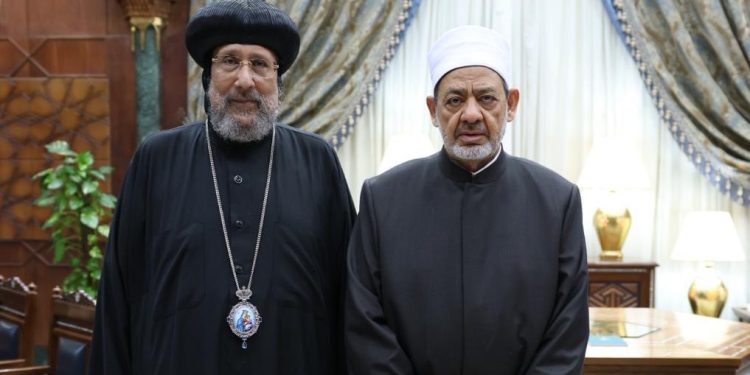 نيافة أنبا إرميا ينعي الشقيقة الكبرى لفضيلة الإمام الأكبر شيخ الأزهر