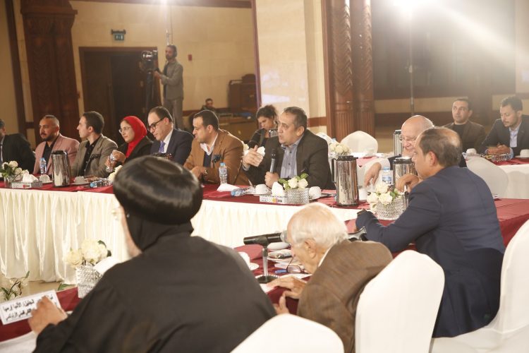 ندوة كاتب وكتاب بعنوان “كيف أصبحت الصين من أقوى دول العالم اقتصاديا؟ فصول من نموذج ملهم للتغيير والتنمية”