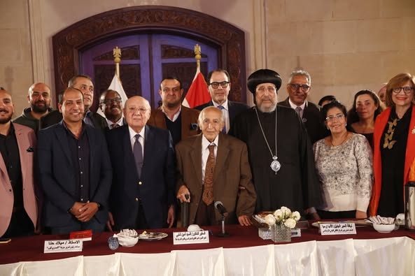 (العربية) ندوة كاتب وكتاب بعنوان “كيف أصبحت الصين من أقوى دول العالم اقتصاديا؟ فصول من نموذج ملهم للتغيير والتنمية”