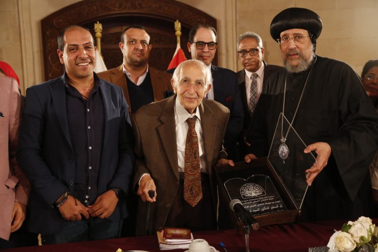 ندوة كاتب وكتاب بعنوان “كيف أصبحت الصين من أقوى دول العالم اقتصاديا؟ فصول من نموذج ملهم للتغيير والتنمية”