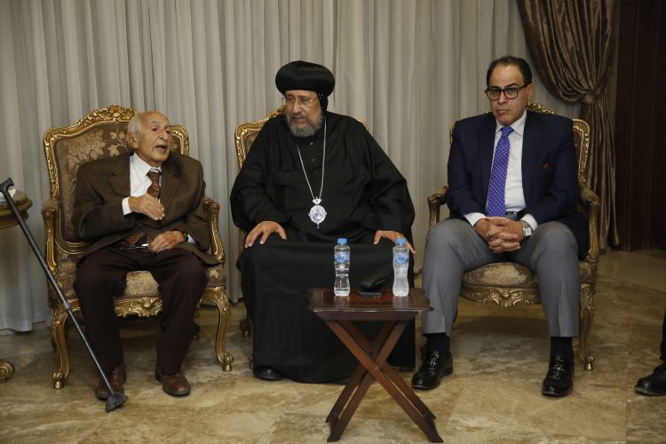 ندوة كاتب وكتاب بعنوان “كيف أصبحت الصين من أقوى دول العالم اقتصاديا؟ فصول من نموذج ملهم للتغيير والتنمية”