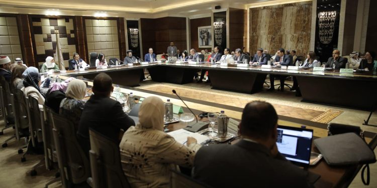 على هامش المؤتمر العالمي التاسع للإفتاء .. نيافة أنبا إرميا يشارك في ورشة عمل بعنوان (محاربة التطرف على وسائل التواصل الاجتماعي)