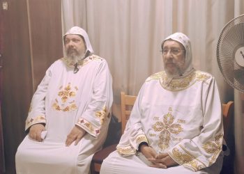 صاحبا النيافة «أنبا إرميا» و «أنبا مكاري» يرأسان قداس ذكرى الأربعين للأم الفاضلة «رحمة نعيم ناشد» بكنيسة القيامة