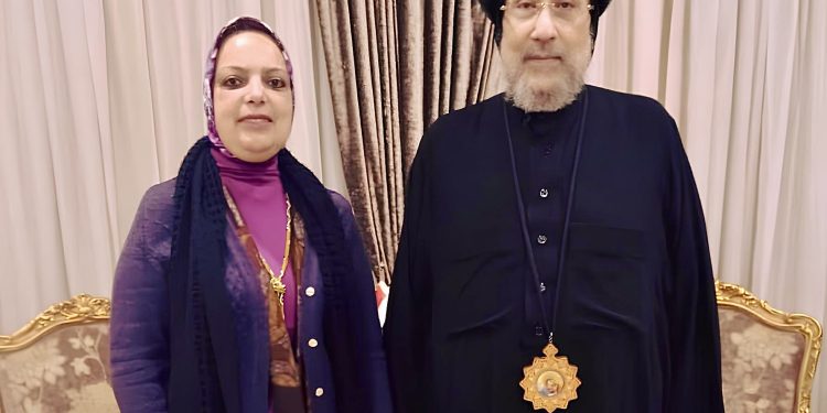 نيافة الأنبا أرميا يستقبل أ. د. شيرين صادق 