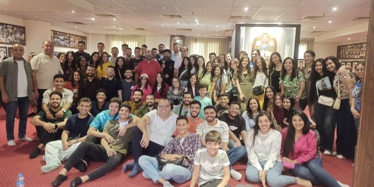 زيارة رحلة كنيسة الأنبا أنطونيوس والأنبا بولا ببني سويف لمزار الشهداء بالمركز الثقافي القبطي الأرثوذكسي