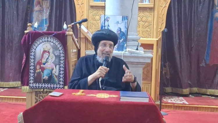 نيافة أنبا إرميا يلقى عظة روحية في كنيسة السيدة العذراء والقديس أنبا باخوميوس بالإسكندرية