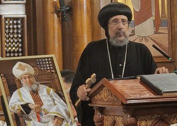 القداس الإلهي لذكرى الأربعين للقمص أنطونيوس ثابت شنوده، كاهن كنيسة مار مرقس بكينزينغتون ووكيل إيبارشية لندن، من كنيسة القديس مار مرقس الرسول في لندن.