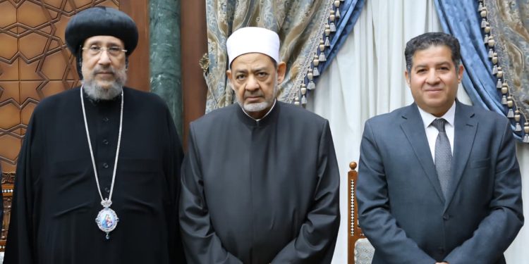 شيخ الأزهر يستقبل الأمين العام والأمين العام المساعد لبيت العائلة المصرية بالمشيخة
