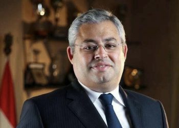نيافة الأنبا إرميا يهنئ الأستاذ الدكتور رامي ماهر غالي بمناسبة تعيينه نائبًا لرئيس جامعة عين شمس لشؤون التعليم والطلاب