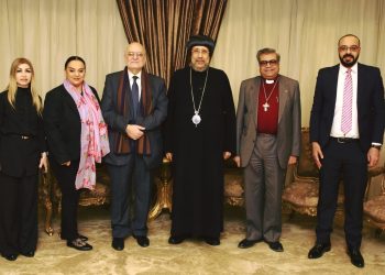 نيافة الأنبا إرميا يستقبل الأمين العام لمجلس كنائس الشرق الأوسط البروفسور ميشال عبس