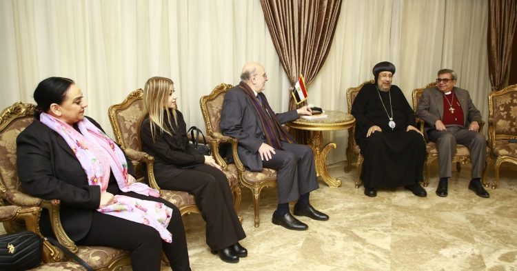 نيافة الأنبا إرميا يستقبل الأمين العام لمجلس كنائس الشرق الأوسط البروفسور ميشال عبس