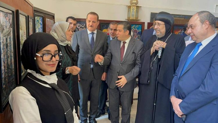 (العربية) في مشهد يجسد الوحدة الوطنية…نائب رئيس جامعة الأزهر يفتتح المعرض الفني لكلية التربية للبنات بحضور رئيسَي الأعلى للثقافة والمركز الثقافي القبطي الأرثوذكسي