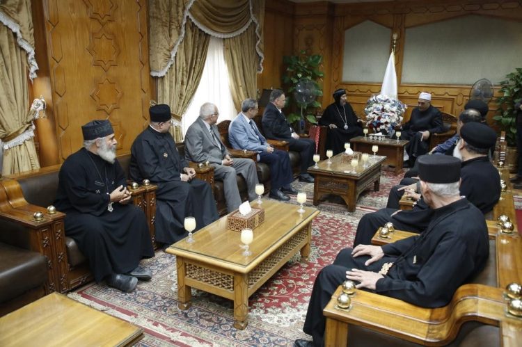 نيافة الأنبا إرميا يهنئ الشيخ أيمن عبد الغني وكيل الأزهر الجديد