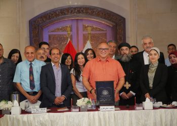 صالون المركز الثقافي القبطي يناقش كتاب "لم نفترق يومًا.. مصر والكنيسة.. حكاية عبر الزمن" للكاتب هاني فكري